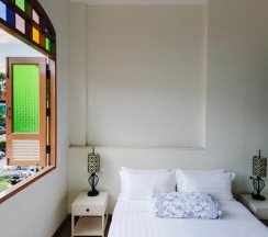Номер Standard в O'nya Phuket Hotel