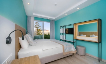 Двухместный номер Superior с видом на окрестности 2 отдельные кровати в Villa Sunflower Hotel
