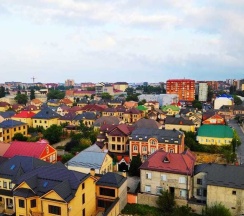 М.Горького 85Б. 2-комн.кв., 10-этаж, 126 в АнтиОтель