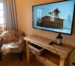 Светёлка Люкс с кроватью King Size, видом на озеро и завтраком в Жемчужина Заонежья