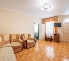 3-комнатный номер люкс семейный в Sunny beach