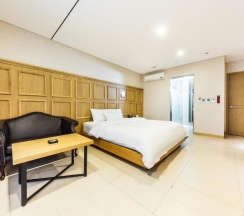 Двухместный номер Deluxe двуспальная кровать в F HOTEL Yeongdeungpo
