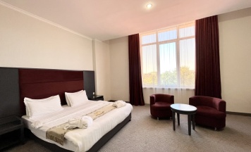Двухместный номер Superior двуспальная кровать в Grand Erbil Hotel