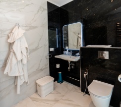 Двухместный люкс двуспальная кровать в Отель Downtown Suites Hotel Yerevan