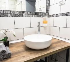 Кровать в общем номере в Just inn