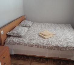 Стандартный семейный номер с 1 двуспальной и 2 односпальными кроватями в Ghouse