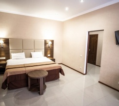 Номер Семейный Стандарт №21 с 2 комнатами в Орлиное гнездо