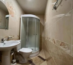 Двухместный номер Standard с балконом двуспальная кровать в Адамас