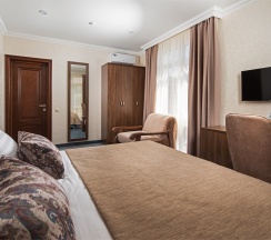 Комфорт с балконом в Nizza