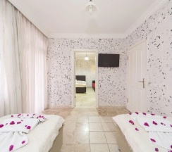 Семейный номер Standard c 1 комнатой с видом на море в Milano Beach Family Hotel
