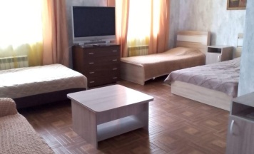 Трехместный номер комфорт в Аревик