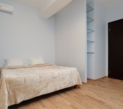 Семейные апартаменты 45 в Панорама парк