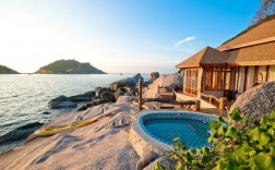 Вилла с балконом и oceanfront в Dusit Buncha Koh Tao by Riya Group