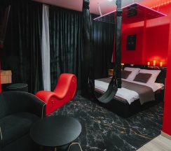 Эксклюзивный Deluxe BDSM в Hotel Black out