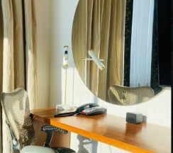Номер категории «Люкс» с большой кроватью (King size) в Hilton Garden Inn Volgograd