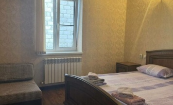 Э́коном 2 в Марина палас