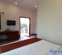 Двухместный номер Standard с балконом (двуспальная кровать) в Hong Bin Bungalow Resort
