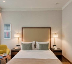 Двухместный номер Classic двуспальная кровать в Electra Palace Thessaloniki