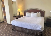 Двухместный люкс двуспальная кровать в Country Inn & Suites by Radisson, Austin North