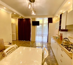 Апартаменты с двумя спальнями в Apart lux