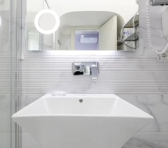 Двухместный номер Executive с балконом 2 отдельные кровати в THE ONE Boutique Hotel & SPA Rome