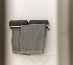 Шестиместный семейный люкс с балконом и с красивым видом из окна в Rodnik village&SPA