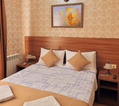 Двухместный номер  без  балкона в Лорис