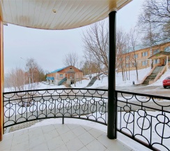 СЬЮИТ С БАЛКОНОМ в Хвалынский Парк-Отель & SPA