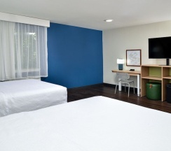 Четырёхместный номер Standard в Spark by Hilton Dallas Market Center