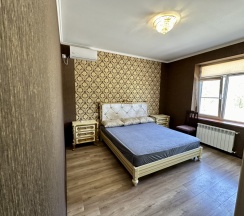 Коттедж с балконом в Villa Malibu