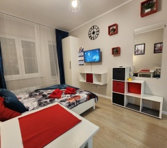 Апартаменты улучшенные Квартира-студия на Маресьева 6к1 в The Loft Studio Moscow