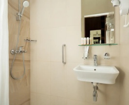 Двухместный номер Comfort двуспальная кровать в Знание