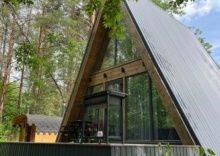 Дом A-frame с квадро-баней в 4 сезона