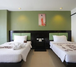 Люкс Superior с видом на бассейн в Woraburi Phuket Resort & Spa