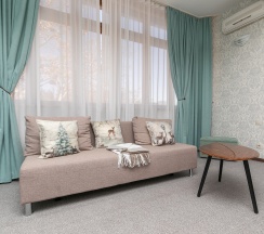 2-х местный номер повышенной комфортности с большой кроватью в Жемчуг