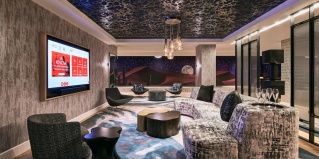 Парадайз: Отель Virgin Hotel Las Vegas Curio Collection by Hilton
