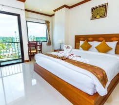 Двухместный номер Standard с балконом двуспальная кровать в Airport Resort Phuket