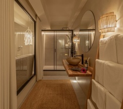 Romantic Suite в Four rooms