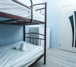 Кровать в общем номере (мужской номер) в Хостел Sherlock Homes Баку