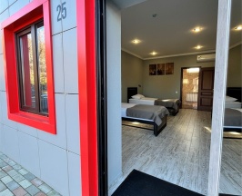 Улучшенный номер  с отдельным входом и раздельными кроватями/ 2 корпус в Бумеранг