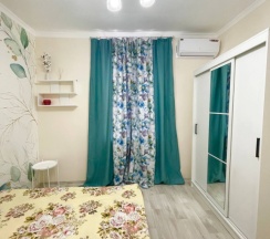 Номер Comfort с 2 комнатами с видом на внутренний двор в Уютный