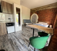 Студия улучшенная с мини-кухней в Loft Apart