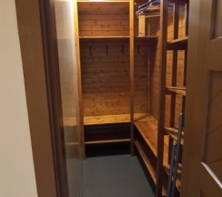 Апартаменты с 3 комнатами в Берег