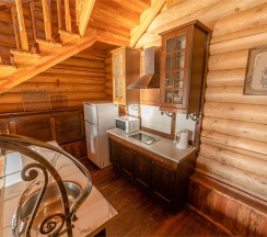 Коттедж №6 в Александръ