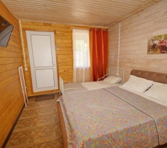 Трёхместный номер Standard с балконом в Villa-Stella