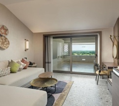 Люкс семейный Roof with Jacuzzi в Курорт Cullinan Belek