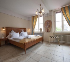 Двухместный номер Comfort двуспальная кровать в XII Apostel Hotel Albergo