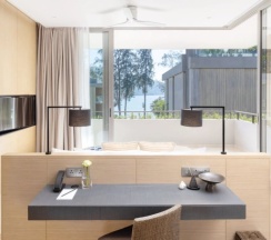 Penthouse & Private Pool Azure с 2 комнатами с видом на море в Twinpalms MontAzure Phuket Resort