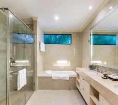 Апартаменты с доступом в парк VinWonders с 3 комнатами в Vinpearl Resort & Spa Nha Trang Bay