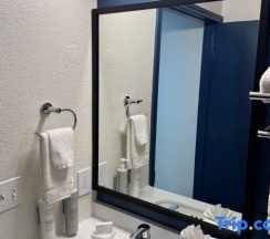 Четырёхместный номер Standard в Spark by Hilton Dallas Market Center